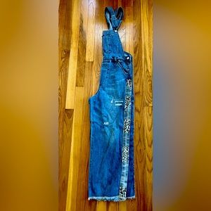 Pilcro overalls size 26